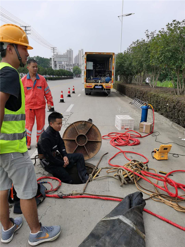 象湖翻衬法管道修复技术主要工序